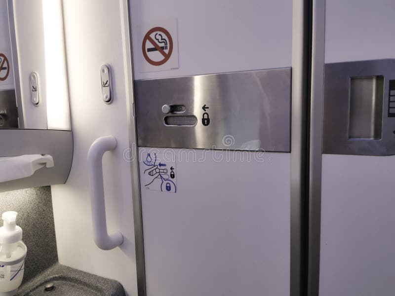Is It Easy To Confuse The Bathroom Door Of An Airplane With The