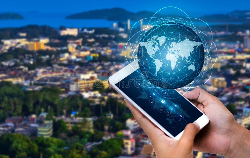 Smart ringer, och folket för affär för internet för värld för kommunikation för jordklotanslutningar trycker på det ovanliga tele arkivbild Smart ringer, och folket för affär för internet för värld för kommunikation för jordklotanslutningar trycker på det ovanliga tele arkivbild