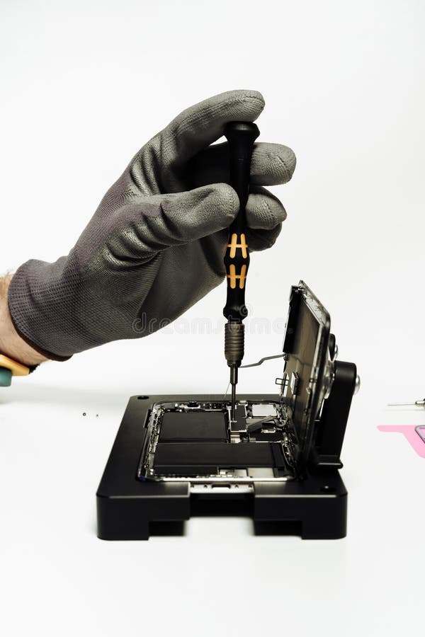Smart underhåll för reparation för telefonbatteriändring royaltyfri fotografi Smart underhåll för reparation för telefonbatteriändring royaltyfri fotografi