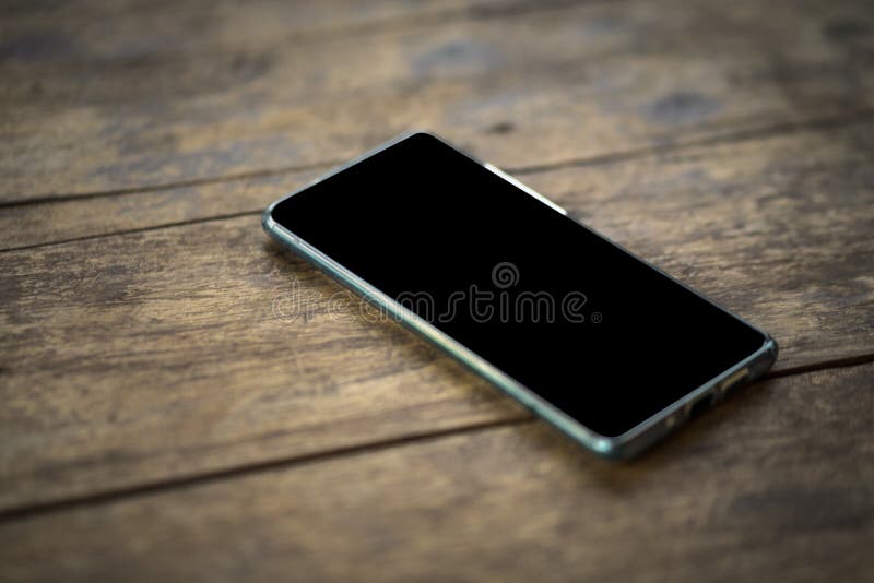 Blame The layout Previous Smartfon Lub Telefon Komórkowy Na Drewnianym Stole Obraz Stock - Obraz złożonej z drzwi, telefon: 164223927 Blame The layout Previous Smartfon Lub Telefon Komórkowy Na Drewnianym Stole Obraz Stock - Obraz złożonej z drzwi, telefon: 164223927