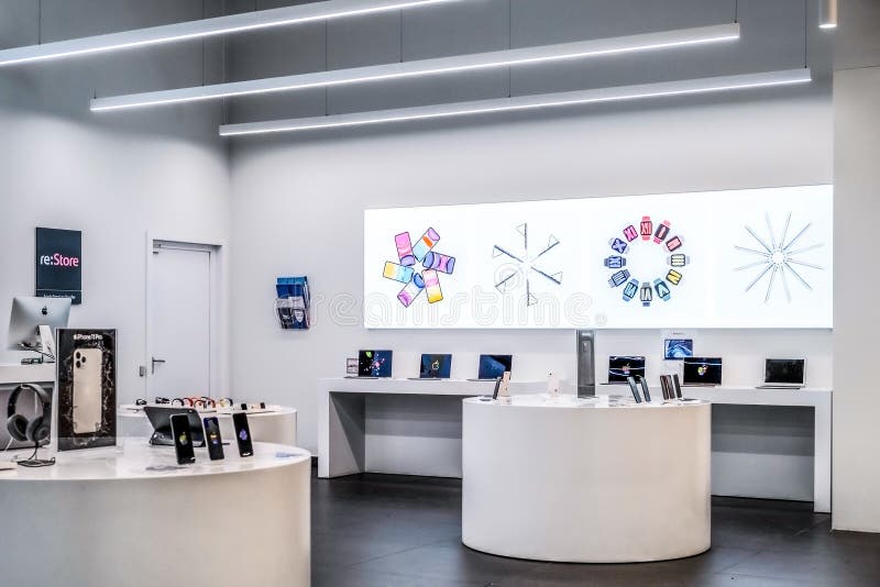 Smartphone sales office. Interior of shop. Conceptuality of ideas. Saint-Petersburg. Russia. 11.26.2019 royalty free stock image Smartphone sales office. Interior of shop. Conceptuality of ideas. Saint-Petersburg. Russia. 11.26.2019 royalty free stock image