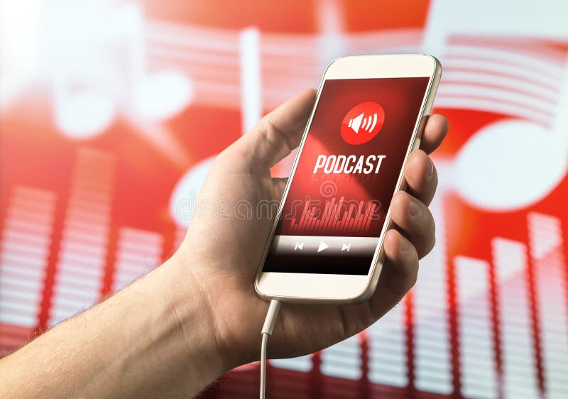 Smartphone εκμετάλλευσης χεριών με το podcast app στην οθόνη στοκ φωτογραφίες Smartphone εκμετάλλευσης χεριών με το podcast app στην οθόνη στοκ φωτογραφίες