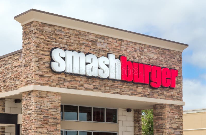 Smashburger Restaurant Exterior and Logo Editorial Stock Image - Image of  casual, marquee: 72859294