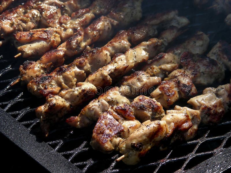 smaskig souvlaki arkivfoton smaskig souvlaki arkivfoton