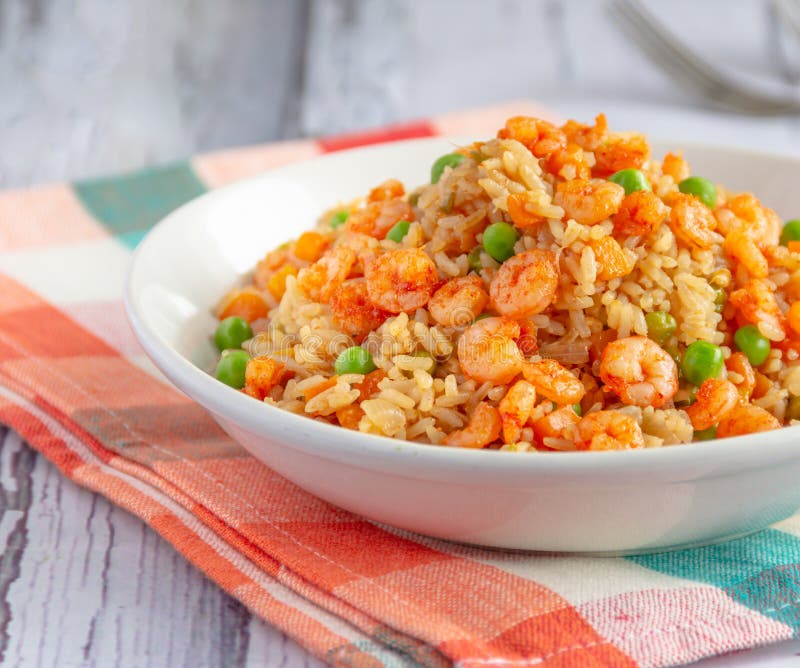 Smażący Rice z garnelą - Popularny Chiński jedzenie obraz royalty free Smażący Rice z garnelą - Popularny Chiński jedzenie obraz royalty free