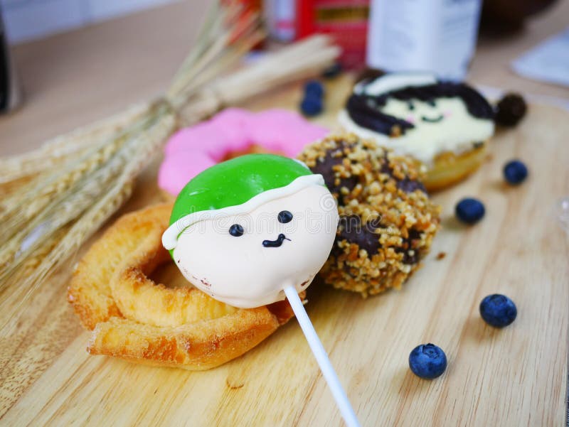 Smiley face donut stock image. Image of doughnut, dessert - 82922423