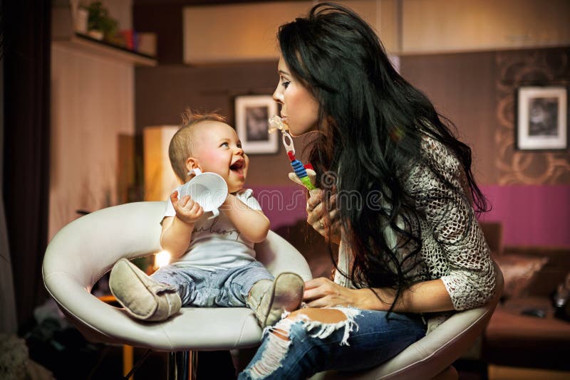 Smiling baby playing stock photography Smiling baby playing stock photography