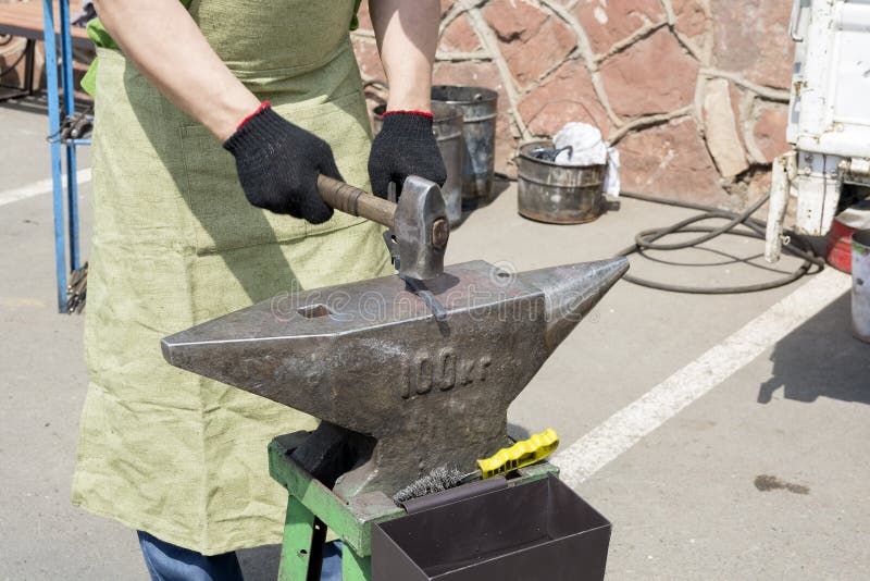 Smith a Hammer Processes Preparation Stock Image Image of incus