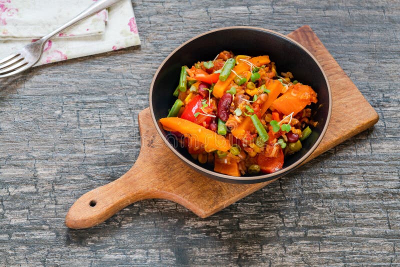 Vegetable jambalaya stock photo. Image of cuisine, kidney 236074874