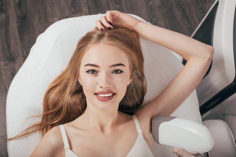 Smooth Skin Under the Arms. Woman on Laser Hair Removal. Blonde Woman  Having Underarm Laser Hair Removal Epilation. Stock Photo - Image of  armpits, person: 167496082
