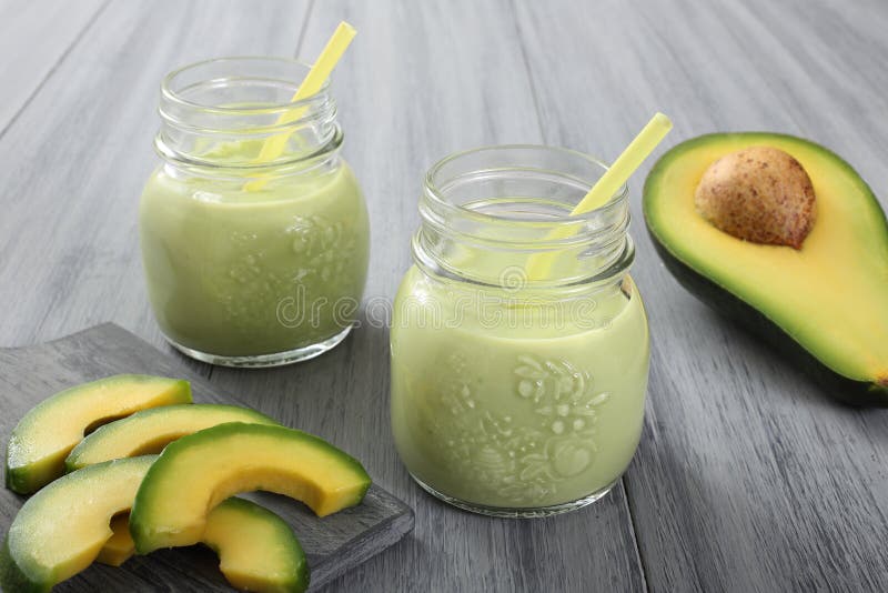 Smoothie del aguacate imagen de archivo Smoothie del aguacate imagen de archivo