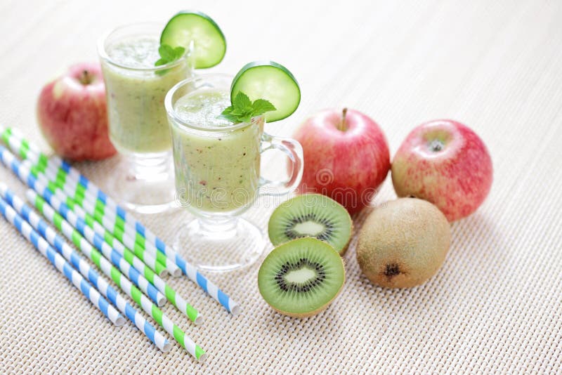 Smoothie Fruity imagem de stock royalty free