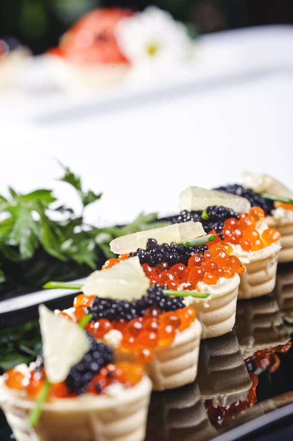 Snacks with salmon roe