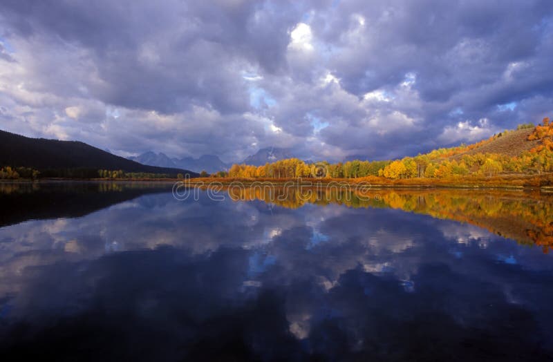 Snake River, Wyoming stock image. Image of reflection 2283611