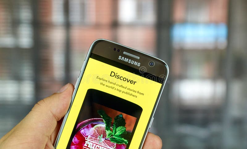 Snapchat Odkrywa na telefonie komórkowym