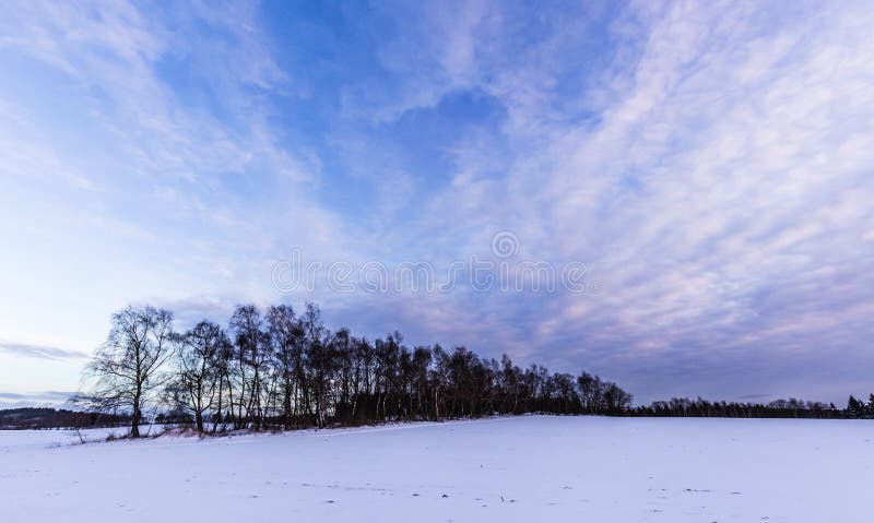 Sneeuwlandschap en stegen royalty-vrije stock foto's Sneeuwlandschap en stegen royalty-vrije stock foto's