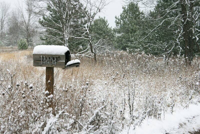 Snow Covered Rural Mailbox stock photography Snow Covered Rural Mailbox stock photography