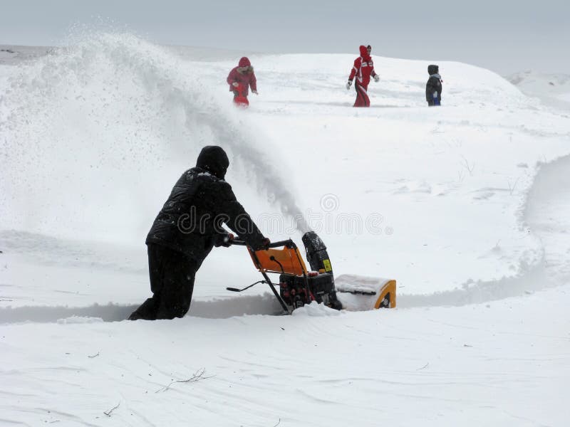 Snow removal vehicle editorial photography. Image of lift 26602622