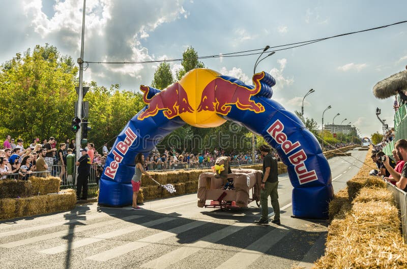 Soapbox Bucareste 2014 de Red Bull fotos de stock royalty free Soapbox Bucareste 2014 de Red Bull fotos de stock royalty free