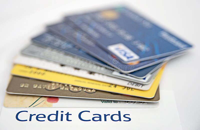 Sobre pedido prestadas en tarjetas de crédito.