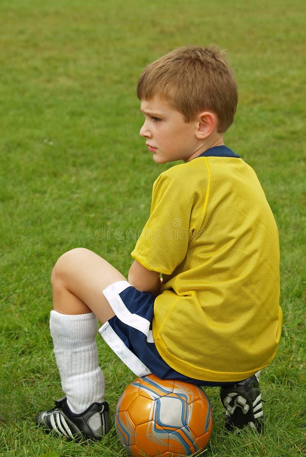 Little boy child. Мальчики в гольфах. Фотомодели футболисты мальчики. Футбол мальчик фотомодель. Футбольная форма для мальчиков.