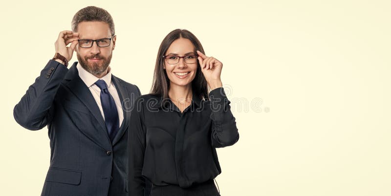 Socio de negocios aislado en blanco. empresarios en traje. trabajo en equipo de negocios y colaboración. concepto de asociación foto de archivo