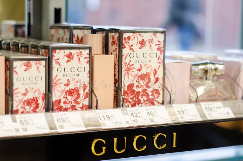 152 Gucci Perfume Stock Photos - Free & Royalty-Free Stock Photos from  Dreamstime
