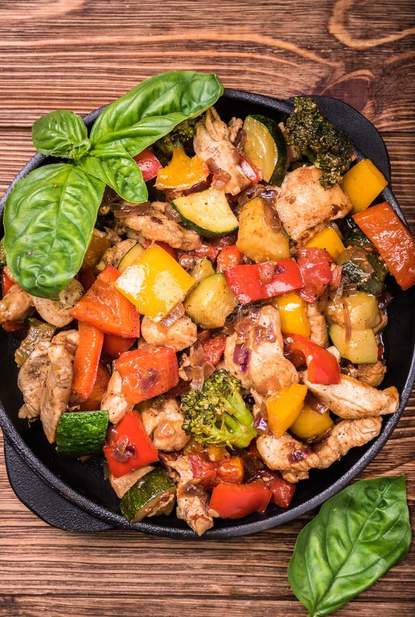 Sofrito mexicano del pollo foto de archivo. Imagen de comer 77248584