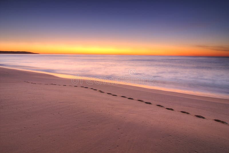 Soluppgång på sjöingången, Victoria, Australien royaltyfri fotografi Soluppgång på sjöingången, Victoria, Australien royaltyfri fotografi