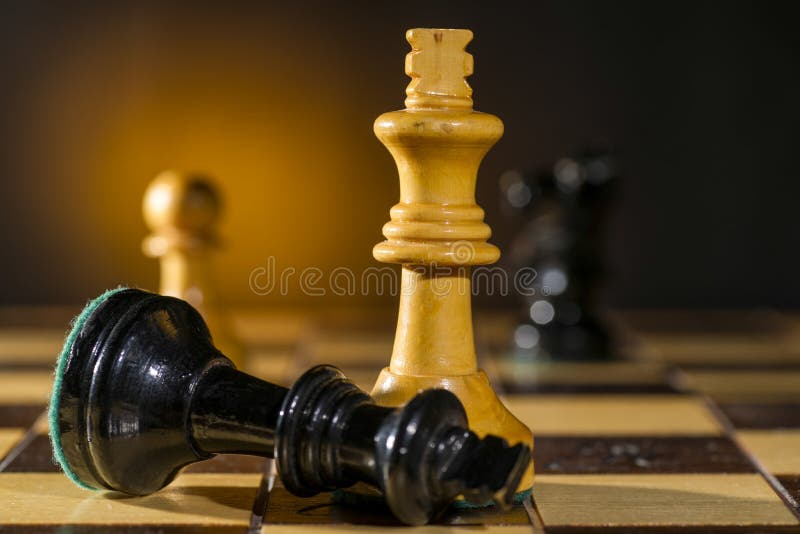 Chess, Free Stock Photo, Closeup of chess king and queen