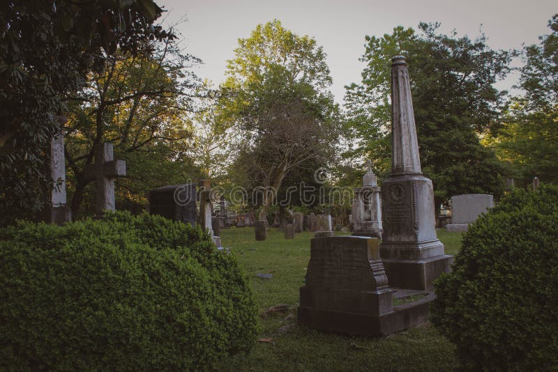 St. Paul`s Episcopal Church and Historic Graveyard