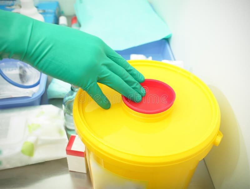 Sondermüll im Krankenhaus stockbild Sondermüll im Krankenhaus stockbild