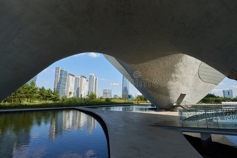 SongDo KOREA Juli 29, 2014 Lotte Mart I Songdo Internationa