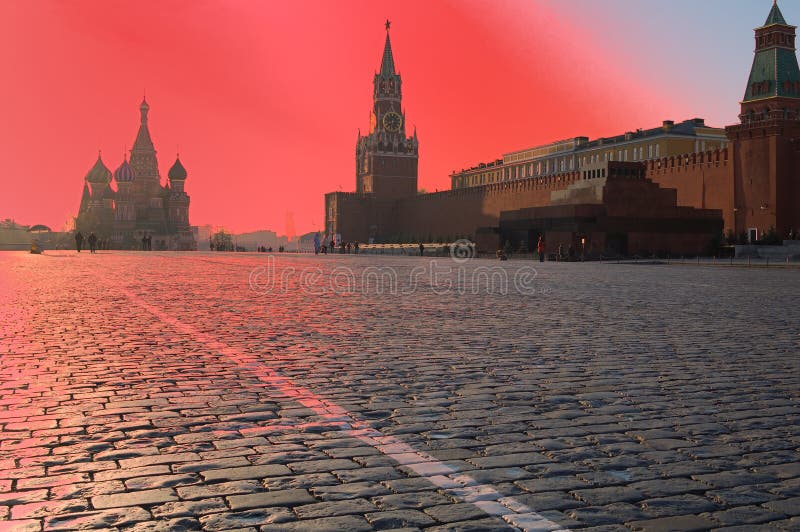 Sonnenaufgang in Moskau