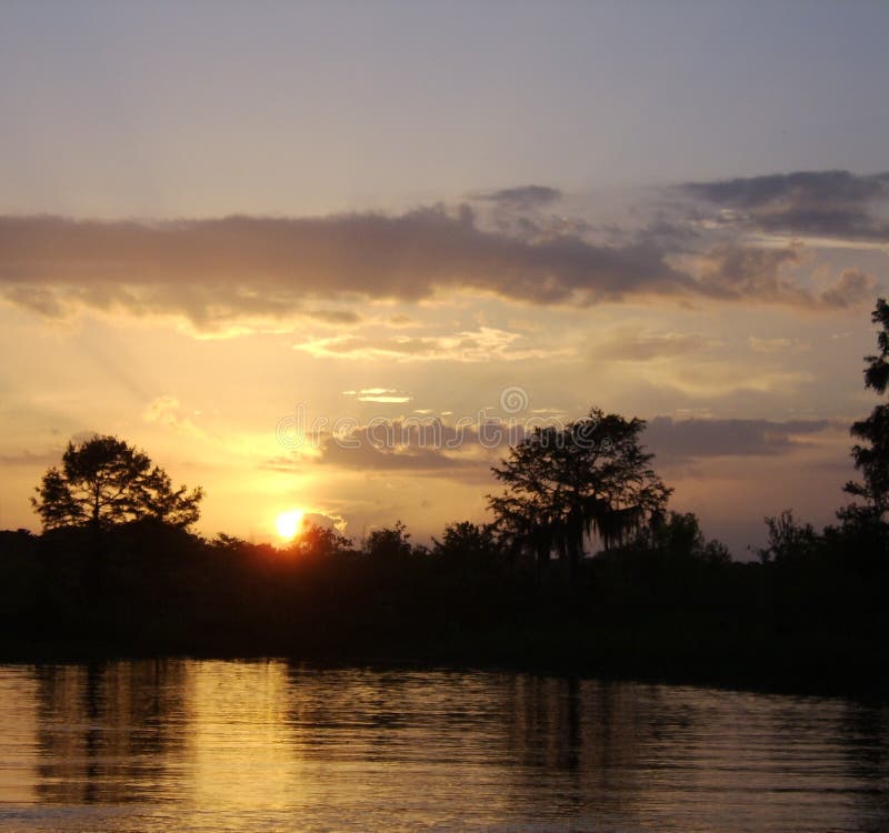 Sonnenuntergang auf dem Pearl River stockbilder Sonnenuntergang auf dem Pearl River stockbilder