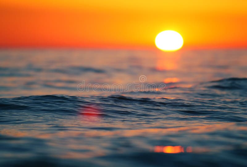 Sonnenuntergangwelle stockbild Sonnenuntergangwelle stockbild