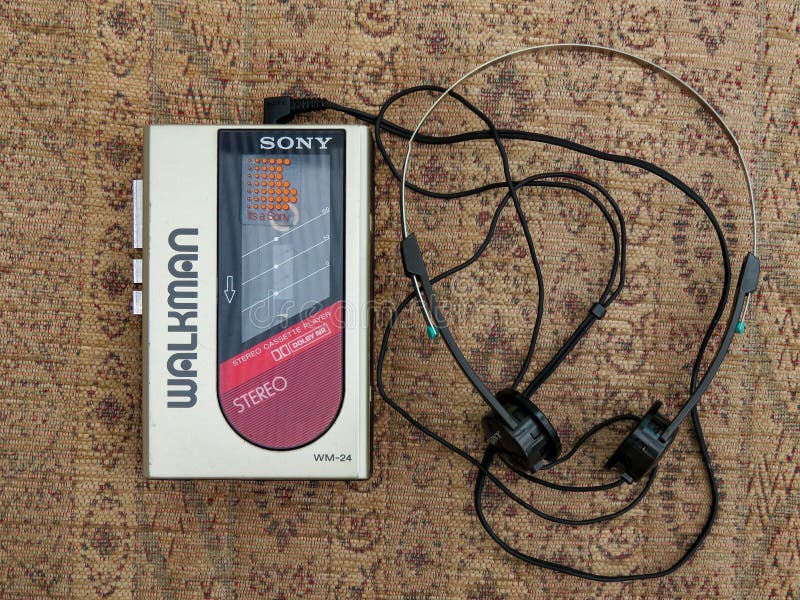 Walkman hi-res stock photography and images - Alamy