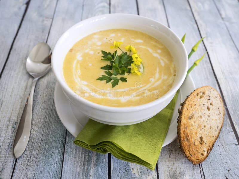 Sopa de abóbora cabotiá imagem de stock royalty free