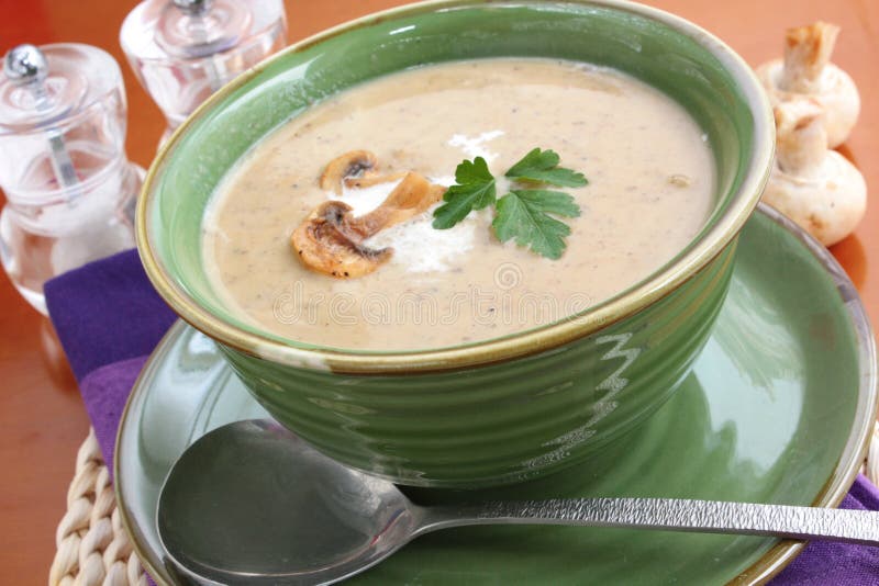 Sopa de seta imágenes de archivo libres de regalías Sopa de seta imágenes de archivo libres de regalías