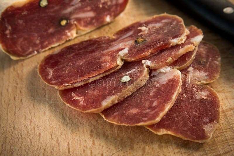 Soppressata, Salame Italiano Fotografia Stock Immagine di italiano