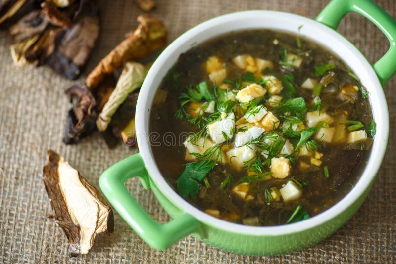 Sorrel soup with dried mushrooms