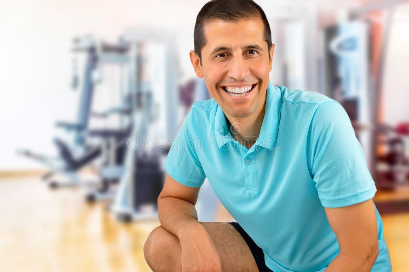 Sorriso do homem do esporte foto de stock royalty free Sorriso do homem do esporte foto de stock royalty free