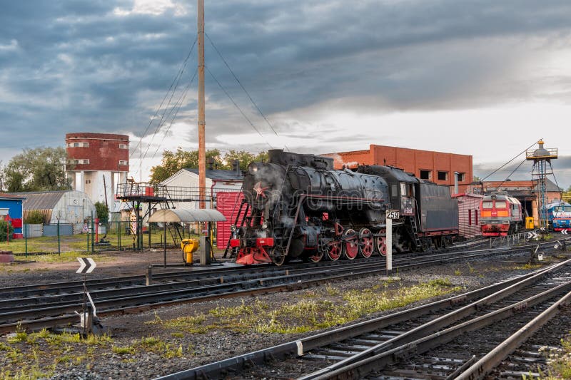 Sortavala Karelia Russia 8 luglio 2023 : Stazione ferroviaria a Sortavala Serdobol. Repubblica di Karelia. Russia immagini stock