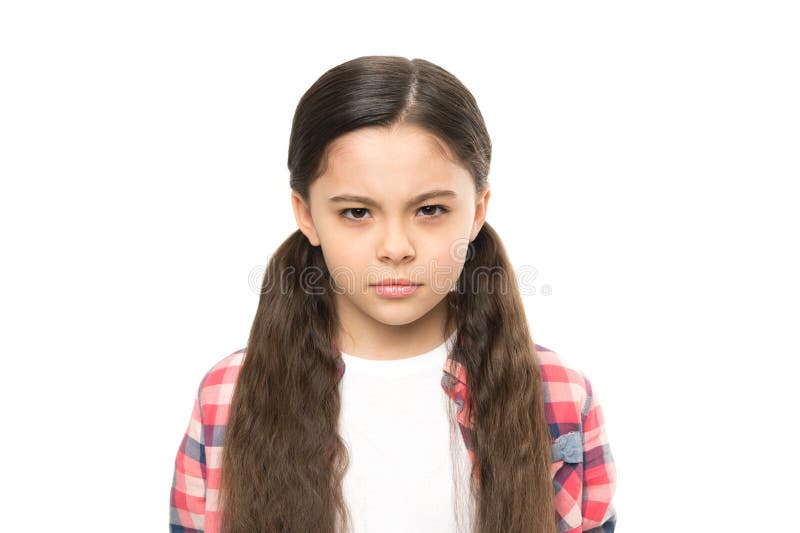 Sospetto della ragazza del bambino voi Vendetta brutale Occhiata odiosa del bambino infelice Qualcuno merita la vendetta di puniz fotografia stock Sospetto della ragazza del bambino voi Vendetta brutale Occhiata odiosa del bambino infelice Qualcuno merita la vendetta di puniz fotografia stock