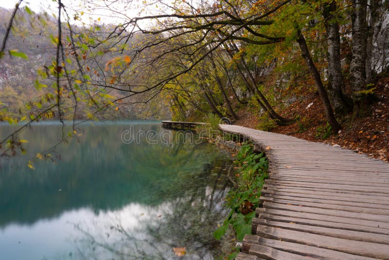 Sosta nazionale dei laghi Plitvice nel Croatia fotografia stock Sosta nazionale dei laghi Plitvice nel Croatia fotografia stock