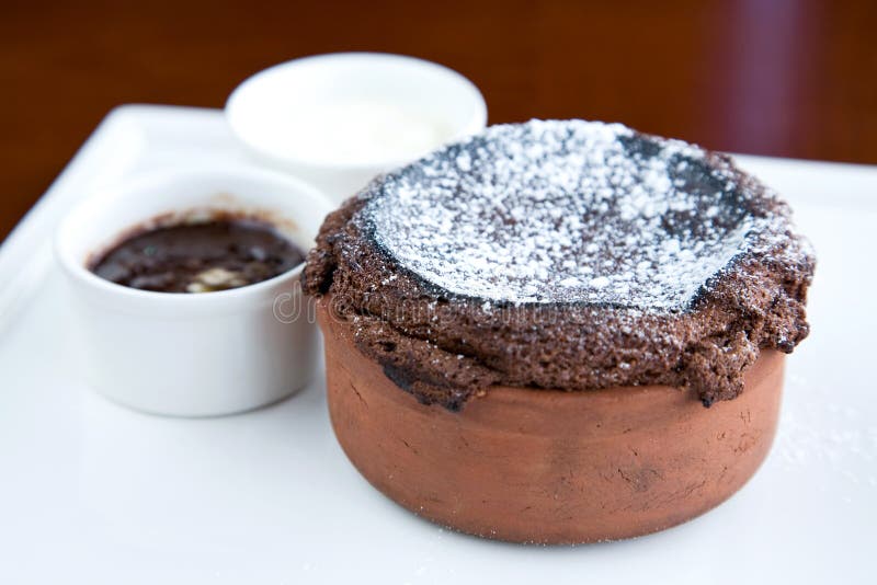 Soufflé de chocolate imagens de stock royalty free