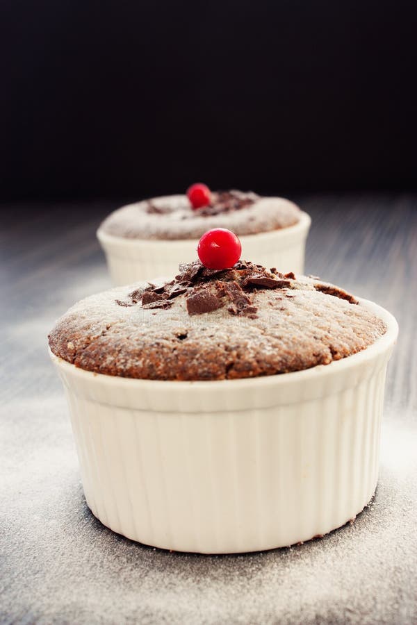 Soufflé de chocolate imagens de stock