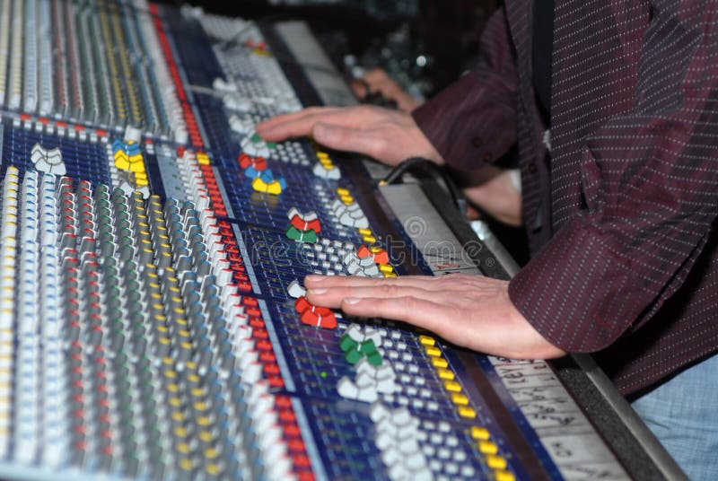 Soundboard knobs stock image. Image of channel, analog 2080965