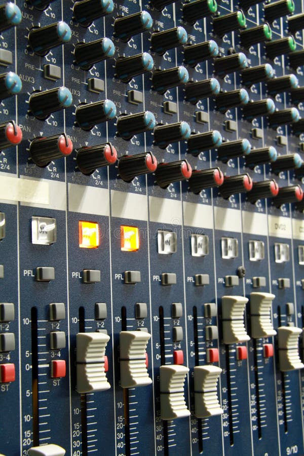 Sound mixer