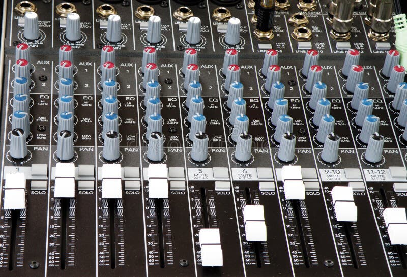 Sound and music mixer of DJ